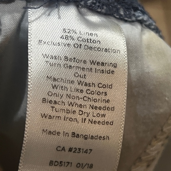 Talbots Linen Blue and White Flat Front Shorts with Embroidered Hem - Picture 7 of 11